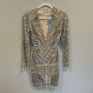 Super fun sparkly dress. Size 4 by misguided